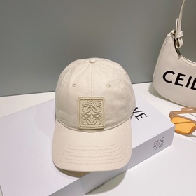 羅意威  LOEWE新款原版原标設計棒球帽 質感超好，外部線條定位标準，做工精細