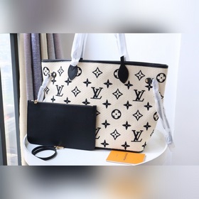 原單M22838黑色 手提包Neverfull MM，來自全新泳池膠囊系列，反映