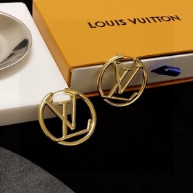 Lv 路易威登 早春新品耳釘 複古 LV 字母耳環 超精工cnc工藝技
