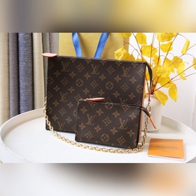 POCHETTE VOYAGE 中號手袋M81412鍊條雙袋 此款小巧而時髦