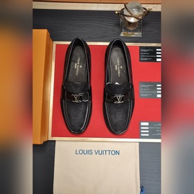【lv】（原單牛皮内裡） lv最新真皮商務西裝鞋官網同步上市，意大利進口 頭層牛