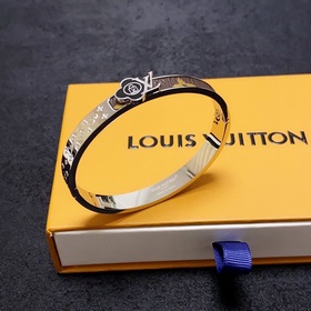 原單貨 LV手镯 Louis Vuitton 路易威登 專櫃一緻材質 火爆款出貨