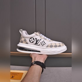 【lv】長年不斷貨  頂級時尚潮牌。休閑鞋 采用進口超軟牛皮 超輕發泡氣墊底！舒