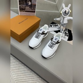 【lv 經典系列 最新款 】2023新款休閑韓版風男鞋，全新春夏新款設計，完美做