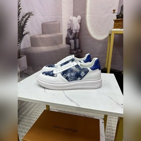 【lv-路易威登】經典款運動休閑鞋 時下新品，采用牛皮配品牌印花面料 舒适真皮内