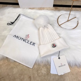 蒙口MONCLER 針織帽毛線帽，羊毛絨高版本狐狸毛球款，簡約大氣，俏皮可愛 保