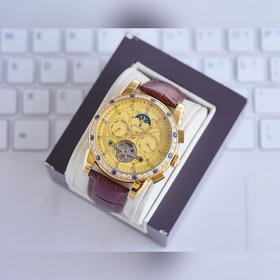 百達翡麗- PatekPhilippe 精品男士腕表  全新多功能設計，技藝精