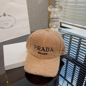 Prada(普拉達) 原單羊毛棒球帽，金屬微标，氣質帽沿，可調節魔術貼片 男女通