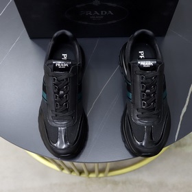 頂級原單品牌：PRADA（普拉達）标準碼：男碼38/44（45可以定做）等