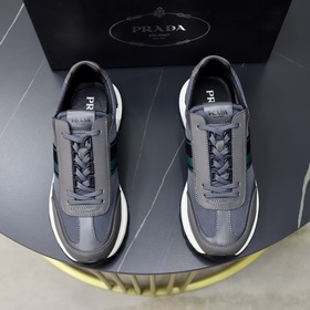 頂級原單品牌：PRADA（普拉達）标準碼：男碼38/44（45可以定做）等