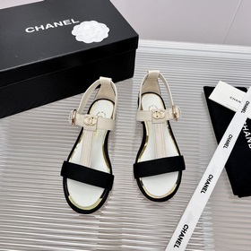 CHANEL香奈兒 小珍珠雙c品牌logo平底涼鞋，Chanel 23C新款編織