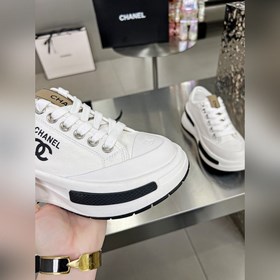 Chanel 香奈兒 目前超級流行的餅幹鞋，網紅明星小紅書狂追熱推種草系列，穿上