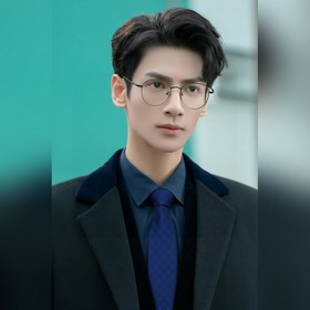 G家男士領帶系列【雙G老花真絲領帶】 ，稀有采用經典小G LOGO提花展現精湛手