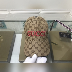 《古奇新款》專櫃同步發售，經典但布提花面料，搭配頭層牛皮，專櫃品質，時尚防曬，配