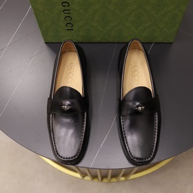 頂級原單品牌：gucci（古奇）标準碼：男碼38/44（45/可以定做）等