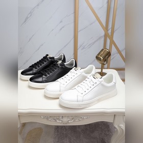 【Gucci 古奇】最 2023新款精心打造，引爆全場！不斷創新的國際品牌 此款