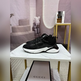 （GUCCI-古奇）奢牌運動休閑鞋，進口原版材質，羊皮内裡 高檔舒适，原版大底輕