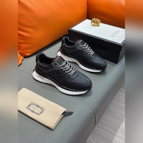 商品名稱：GUCCI「古馳」 正規碼數： 38-44（休閑鞋）商品材料：精選