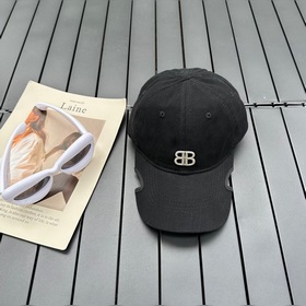 Balenciaga棒球帽 原單棒球帽 質量非常棒 休閑時尚 百搭款 男女同款！