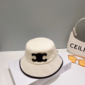 爆款CELINE（賽琳）官網代購版本。 原版1：1 定制！ 簡約字母明星同款最新