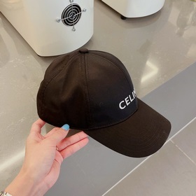 Celine賽琳新款鴨舌帽，高級品質