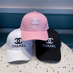 【CHANEL香奈兒】專櫃新款刺繡款棒球帽，大牌同步，超好搭配，出貨！