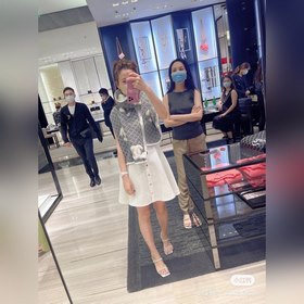 上新   香奈兒專櫃新款 美翻了禦用殿堂級極品 新款專櫃在售 進口純羊絨時尚繡花