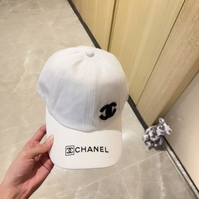 配防塵袋【CHANEL香奈兒】2023新款小香風珍珠刺繡棒球帽，新款出貨，大牌款