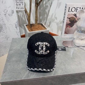 香奈兒Chanel 春夏新款棒球帽做皺紋路工藝帽型 甜美風呦！清涼必備空頂，