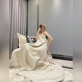 香奈兒毯子【專櫃兩色】高奢居家必備毯子！網紅劉钰懿同款！應該很多注重生活品質的都