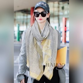 頂級曠世絕美 【金線格子輕盈長巾】 小香絕美百搭款 專櫃限量哦 有錢都很難訂到