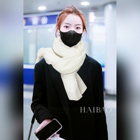 爆款出啦 手慢 搶  曠世絕美小香【珍珠鎖邊長巾】絕美百搭款 有錢都很難訂到 珍