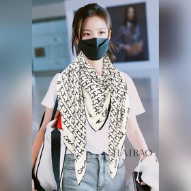 小香【手繪LOGO方巾140】羊絨方巾 搶 VIP推薦  下手一定要快【高端 大