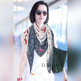 新款  小香【雙C元素花紋140】須邊羊絨方巾 搶 VIP推薦  下手一定要快【
