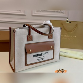 大號(無盒)size：40×29Burberry 巴寶莉新款帆布托特包幹