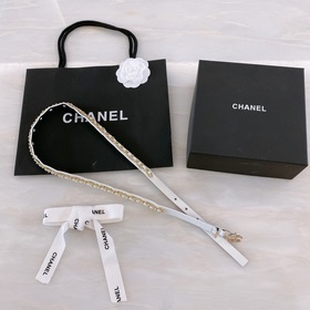 chanel  春夏新款   小牛皮與金色金屬 精緻細膩 光滑優雅 1.5cm精