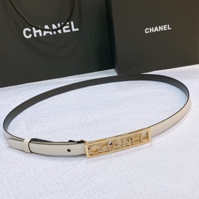 chanel  春夏新款   小牛皮與金色金屬 精緻細膩 光滑優雅 1.5cm精