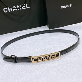 chanel  春夏新款   小牛皮與金色金屬 精緻細膩 光滑優雅 1.5cm精