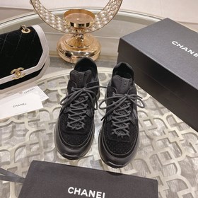 chanel chanel 小香家新品黑武士運動鞋！泰酷辣！真的帥的一匹，原來