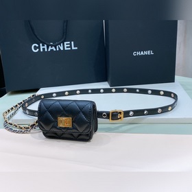 chanel 羊皮腰包 黃銅五金 時尚 優雅 斜挎包、腰包兩用， 可調節尺寸