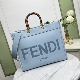 名稱：FENDI 托特包 品質：頂級原單型號：8866小號顔色：天藍 配肩