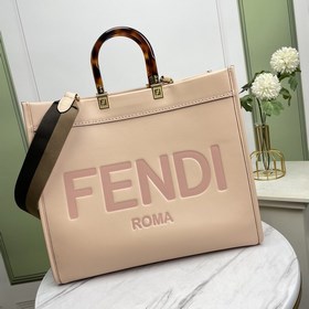 名稱：FENDI 托特包品質：頂級原單型號：8858大號顔色：粉色 配圖肩