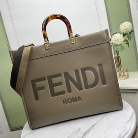 名稱：FENDI 托特包品質：頂級原單型號：8858大號顔色：黧灰 配圖肩