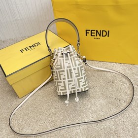 名稱：FENDI Mon Tresor水桶包品質：原單型號：8802顔色：