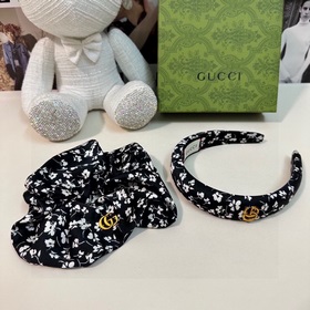 （兩件套）配專櫃包裝 Gucci（古馳）最新爆款來啦碎花兩件套發箍發圈優雅的