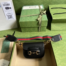 Gucci Horsebit 1955系列肩帶錢包，Gucci Horsebit