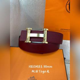 愛馬仕（HERMES）Constance 皮帶扣 & 雙面皮腰帶38毫米。 采用