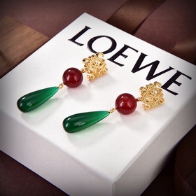 LOEWE 羅意威 耳環 經典LOEW EAnagramLOGO設計 簡約大氣