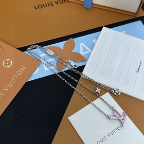 Louis Vuitton 路易威登 設計獨特 (用LV經典之作圖形理念)好看♀