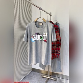 D855 GU Gucci 24ss春夏新款倫敦藝術家兼插畫師hattie st